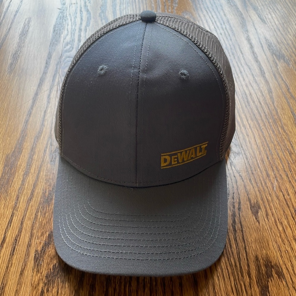Dewalt Oakdale Trucker Hat